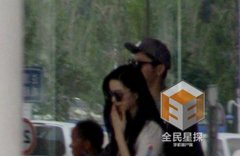 开服一条龙转范冰冰带李晨回青岛疑订婚房 小腹微凸似有孕