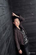 开服一条龙转小龙女首度受访拍写真 自曝童年受尽同学欺凌